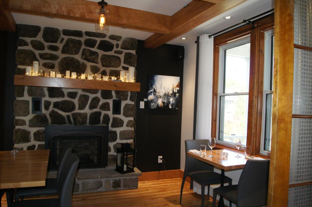Restaurant Et Gite Les Passionnes Val-David Eksteriør bilde